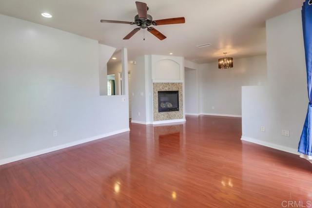 2167 Grand Avenue, San Diego CA: https://media.crmls.org/mediaz/a7670913-8e7e-4215-b6a6-5d0b190cd38f.jpg