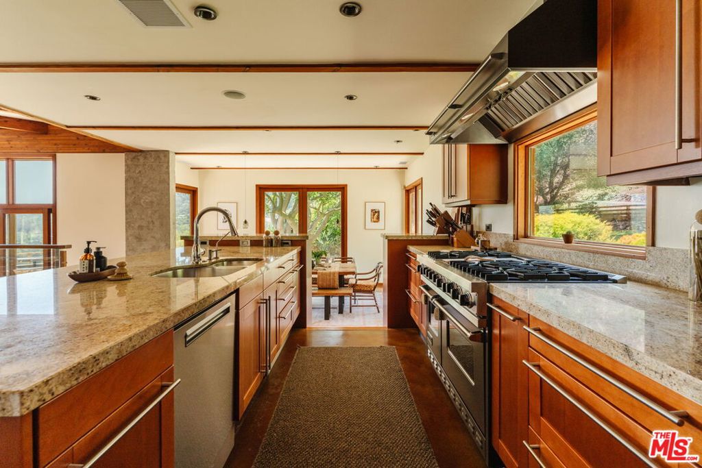 MLS #26828307 image #54