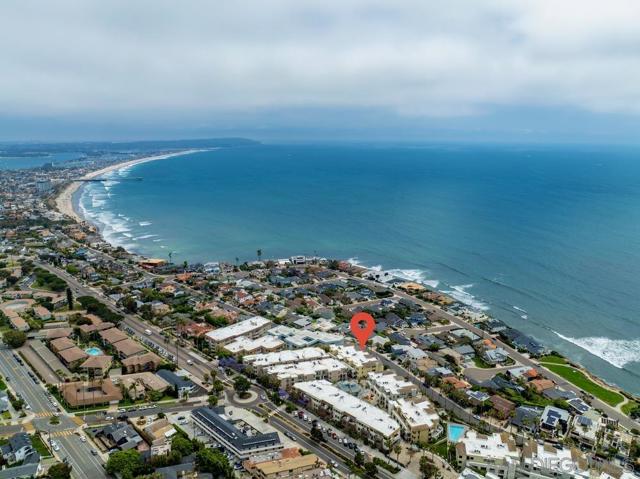 5420 La jolla Blvd., La Jolla CA: https://media.crmls.org/mediaz/a76864cb-28f3-436e-a9c5-9516758e39d2.jpg