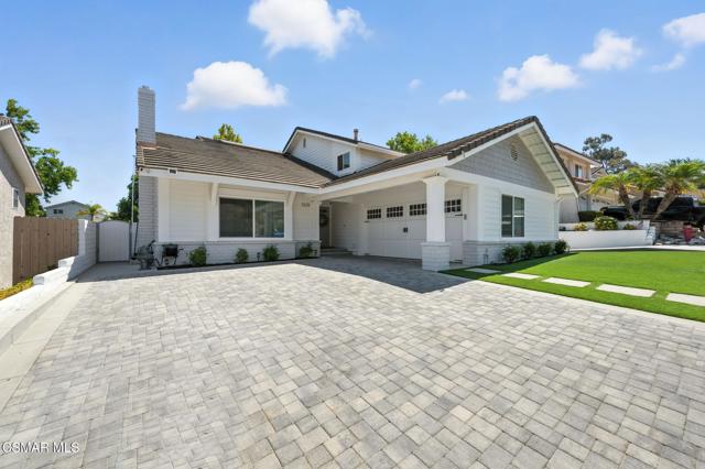 3225 Bear Creek Drive, Newbury Park CA: https://media.crmls.org/mediaz/a7694f99-45a4-495b-8740-9f55ac3edd5f.jpg