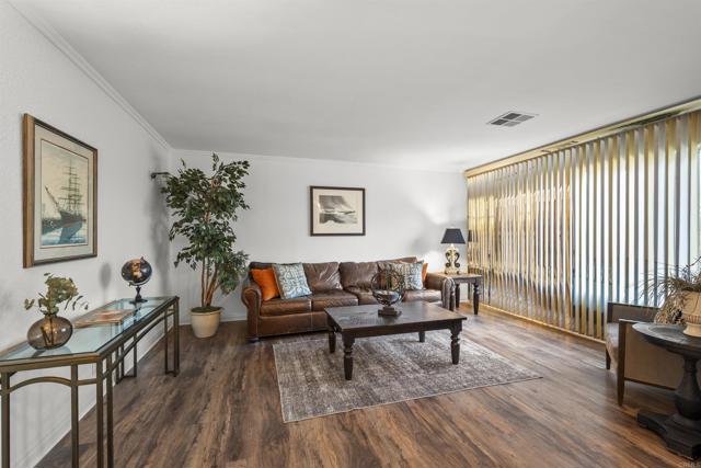 Detail Gallery Image 8 of 65 For 3870 Avenida San Miguel, Bonita,  CA 91902 - 3 Beds | 2/1 Baths