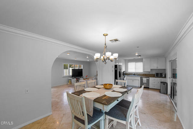 6552 Neddy Avenue, West Hills CA: https://media.crmls.org/mediaz/a76b4cd1-5212-4c46-b62d-17eafb64d0b9.jpg