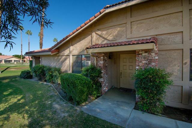 168 Camino Arroyo S, Palm Desert CA: https://media.crmls.org/mediaz/a76c39c8-e809-4470-ac31-49984a398f66.jpg