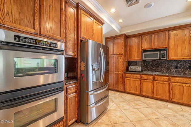 3846 Spice Street, Lancaster CA: https://media.crmls.org/mediaz/a76cb7a5-189e-4368-bfb4-a727b338805e.jpg