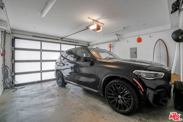 1335 N Fuller Avenue, Los Angeles CA: https://media.crmls.org/mediaz/a76e76fc-ad86-46a3-ae2c-5671243ed990.jpg