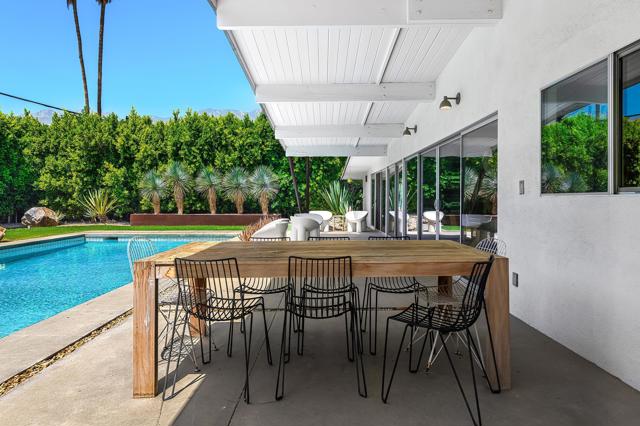 2639 E Livmor Avenue, Palm Springs, CA 92262