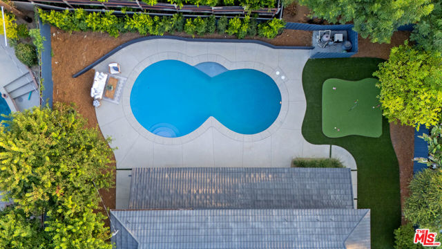 22824 Margarita Drive, Woodland Hills CA: https://media.crmls.org/mediaz/a76fb849-4f51-4402-8792-96570632b918.jpg