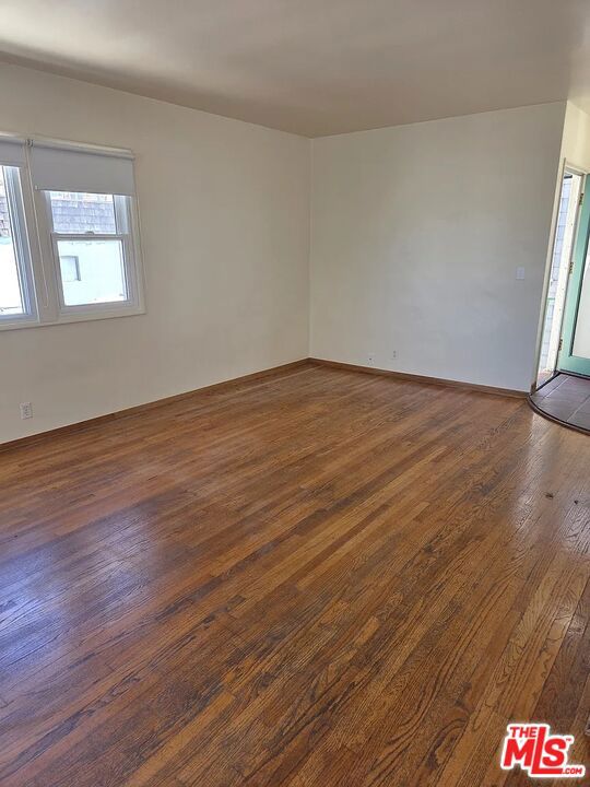 136 28th Street, Hermosa Beach, California 90254, 0 ,Residential Income,For Sale,28th,0,26874939