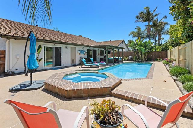 10324 Paseo Palmas Drive, Lakeside CA: https://media.crmls.org/mediaz/a770cb6a-a9a7-4ed4-945d-76bb2ca9252f.jpg