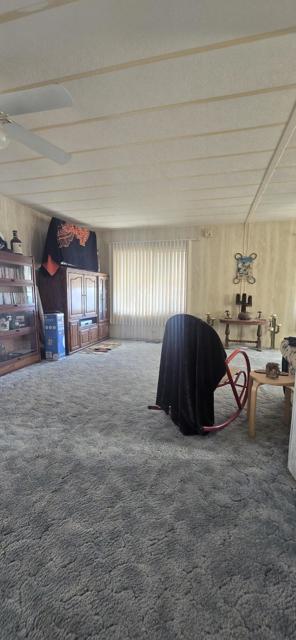 2577 Sorrel Avenue, Thermal CA: https://media.crmls.org/mediaz/a771b048-e8dc-47ee-9395-20f16023776f.jpg