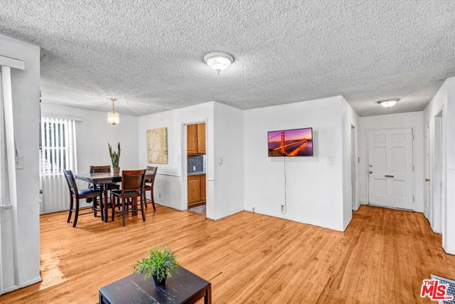 1616 W 108th Street, Los Angeles CA: https://media.crmls.org/mediaz/a771b7c4-f52d-439e-a16d-381f55a06b71.jpg