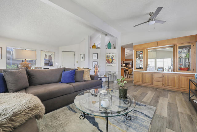 25 Pampas Lane, Palm Desert CA: https://media.crmls.org/mediaz/a77296a2-59b1-493a-9ae1-a644b730495b.jpg