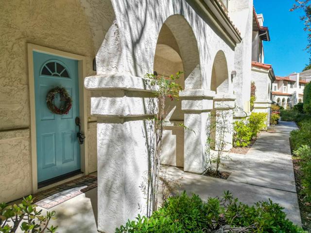 190 Bautista Court, Oceanside CA: https://media.crmls.org/mediaz/a772bc90-bade-4b68-a985-fe98c3b569d1.jpg