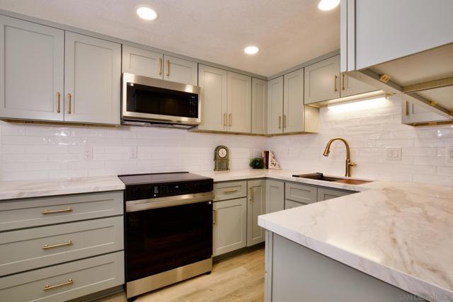 12525 Julian Avenue, Lakeside CA: https://media.crmls.org/mediaz/a772cf4b-3835-4241-b9d9-a686ddc07fc8.jpg