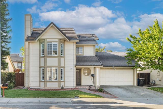 395 Sandstone Drive, Fremont CA: https://media.crmls.org/mediaz/a772e4c9-372c-4575-826a-20da89b27c2d.jpg