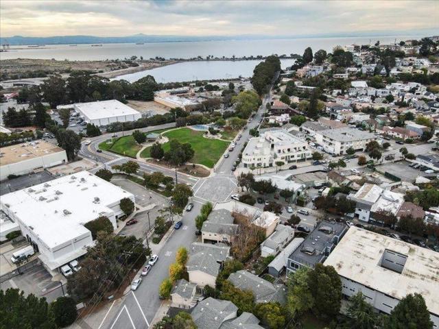 Image 2 of 8 For 18 Visitacion Avenue