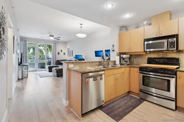 1580 Union St, San Diego CA: https://media.crmls.org/mediaz/a772fcbd-2382-4313-8027-b8d8e0006d24.jpg