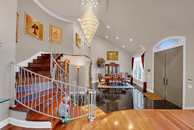 8451 Goldenrod Circle, Gilroy CA: https://media.crmls.org/mediaz/a772fd63-42e2-465c-855a-a955b33af1fc.jpg
