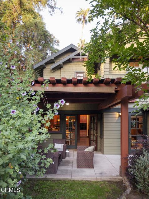 1813 Wayne Avenue, South Pasadena CA: https://media.crmls.org/mediaz/a773e4db-fb76-4492-8318-2244adb45c06.jpg