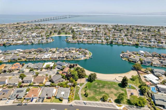 752 Matsonia Drive, Foster City CA: https://media.crmls.org/mediaz/a7746df1-9bf2-461c-9923-fb60e4a74ac8.jpg