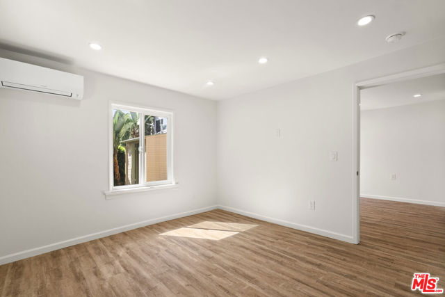 8824 Harratt Street photo 10