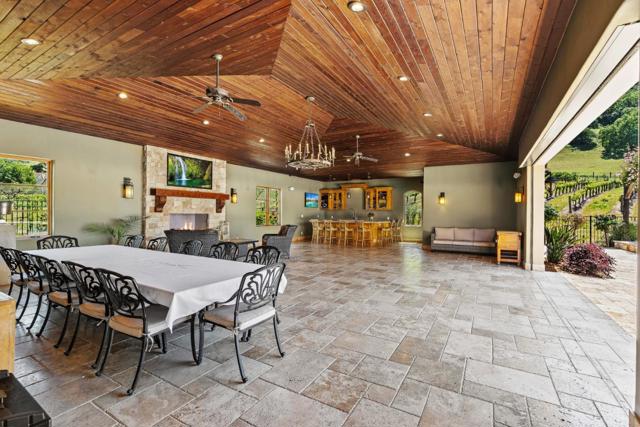 Image 47 of 79 For 1405 Lakeview Court