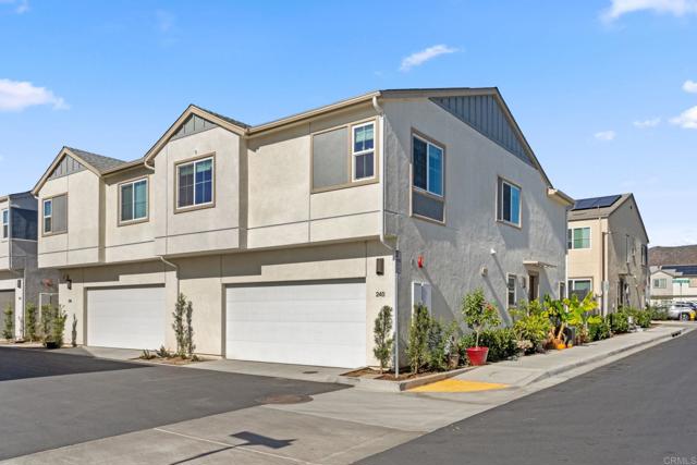 Detail Gallery Image 2 of 65 For 240 Foliage Pl, Fallbrook,  CA 92028 - 4 Beds | 2/1 Baths