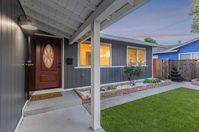342 Swaps Drive, San Jose CA: https://media.crmls.org/mediaz/a77686fb-cc7a-4a5d-beeb-aafa10091a8c.jpg