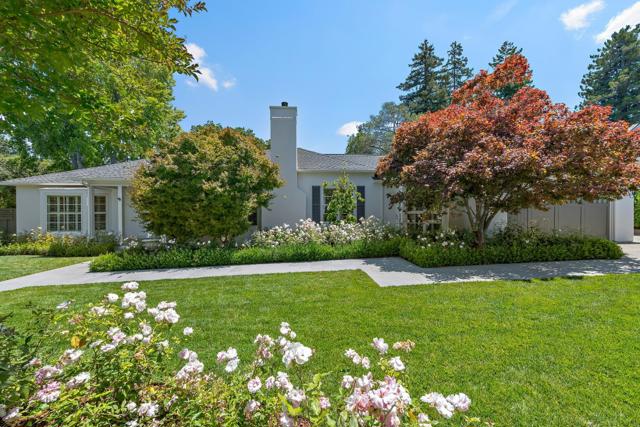 1715 Forest View Avenue, Hillsborough CA: https://media.crmls.org/mediaz/a776b6d5-9bc4-4d99-bc48-6bf53ffd336b.jpg