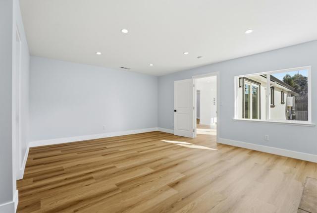 1361 Hillcrest Road, Hollister CA: https://media.crmls.org/mediaz/a776fde9-d9a0-4fa8-8e61-aed26f99b694.jpg