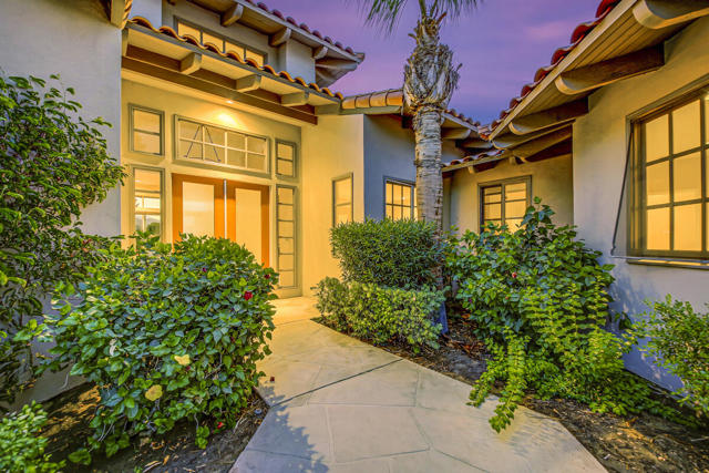 05 ENTRY MLS SIZE
