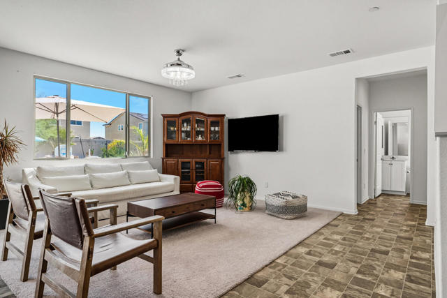 50656 Calle Cervantes, Coachella CA: https://media.crmls.org/mediaz/a777b50c-bef1-474f-b57e-553ff511fd25.jpg