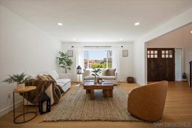 17283 Montero Rd, San Diego CA: https://media.crmls.org/mediaz/a778543b-e2a3-4614-aabe-367fd06a970e.jpg