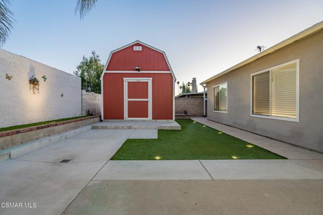 2760 Royal Avenue, Simi Valley CA: https://media.crmls.org/mediaz/a7795591-7c33-4c4a-9404-72c26967c638.jpg