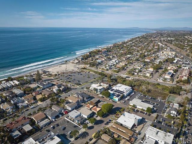 Detail Gallery Image 5 of 23 For 442 2nd St #H,  Encinitas,  CA 92024 - 1 Beds | 1 Baths