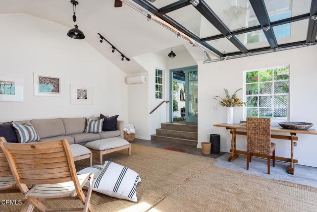 1159 N Chester Avenue, Pasadena CA: https://media.crmls.org/mediaz/a77a97b7-3847-4069-9ef5-dd44df998803.jpg
