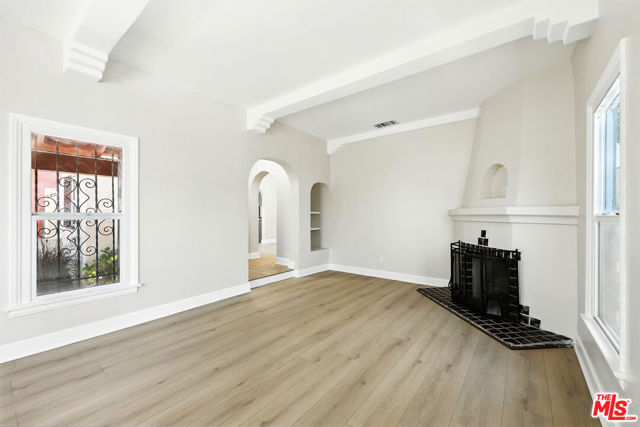 8853 S Halldale Avenue, Los Angeles CA: https://media.crmls.org/mediaz/a77af1be-2484-4695-881e-5592bbd9330b.jpg