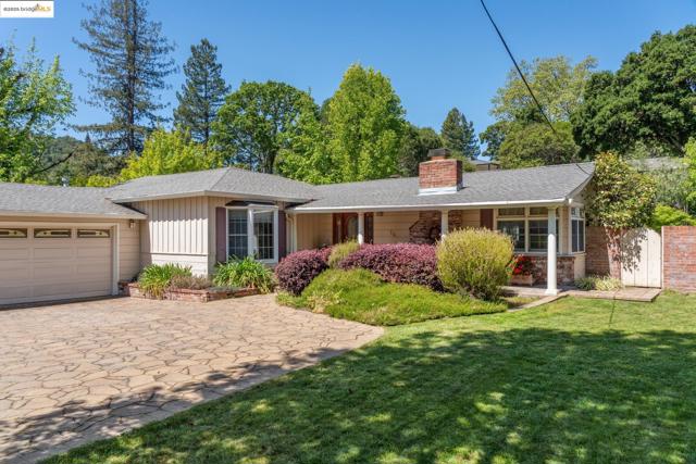 14 El Camino Moraga, Orinda CA: https://media.crmls.org/mediaz/a77c76df-3006-415d-a1ca-e4a82c9521d0.jpg