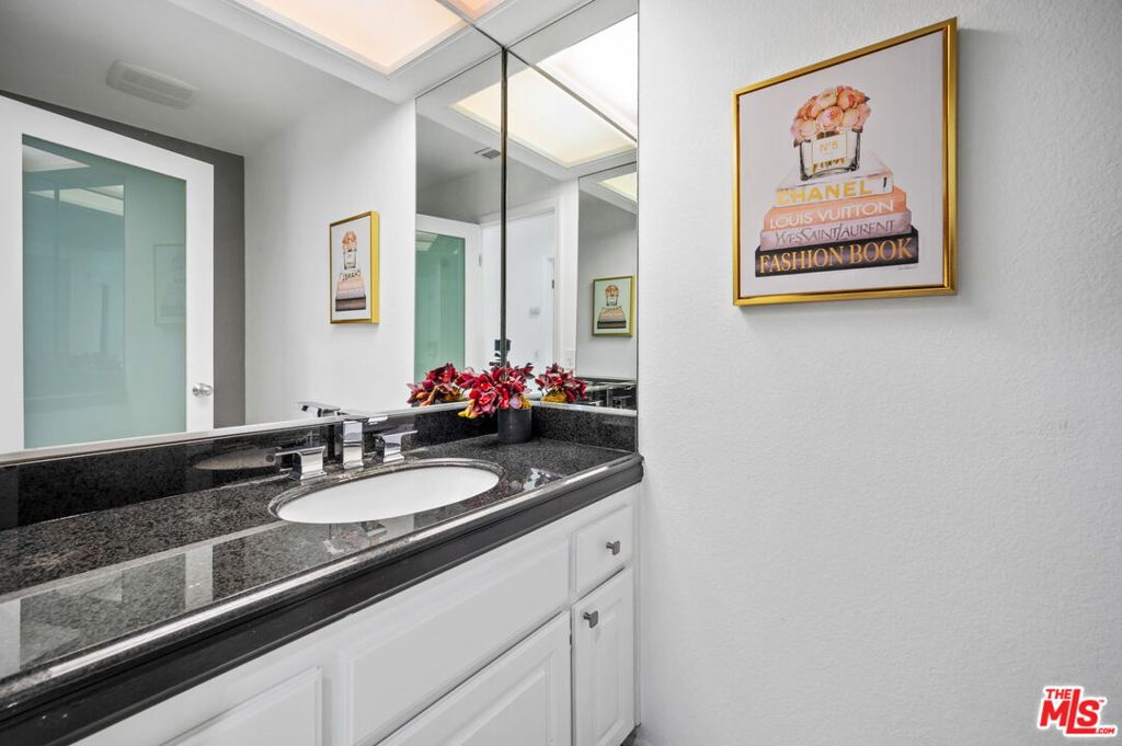 MLS #25612727 image #10