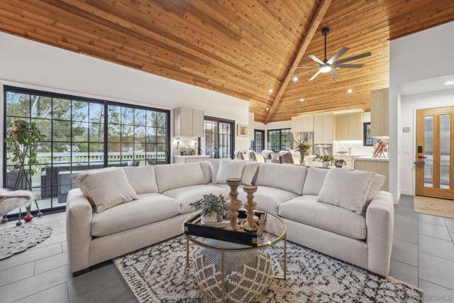 Image 7 of 53 For 29881 Circle R Creek Ln