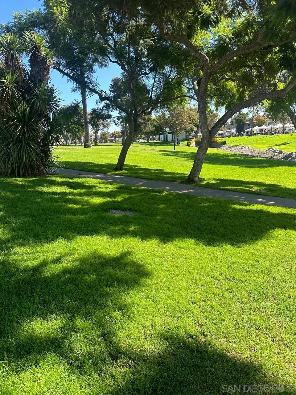 https://media.crmls.org/mediaz/a7805629-9358-4332-a8ae-3f5288c17737.jpg?preset=X-Large