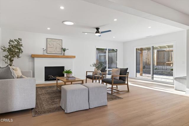 Detail Gallery Image 5 of 71 For 511 Beverly Cir, Camarillo,  CA 93010 - 4 Beds | 3 Baths