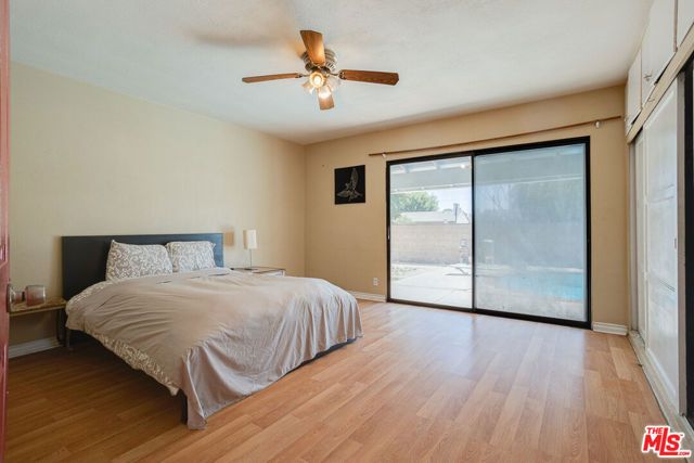 8300 Zelzah Avenue, Northridge CA: https://media.crmls.org/mediaz/a7808ac0-bace-4fab-97e7-46d2186127fb.jpg