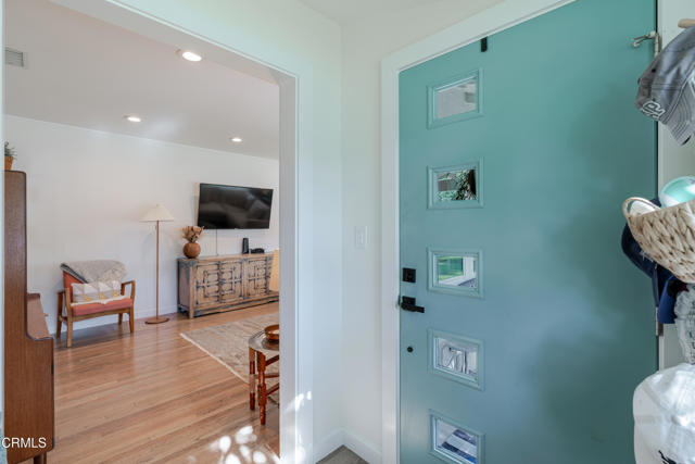 Detail Gallery Image 6 of 31 For 2140 Graydon Ave, Monrovia,  CA 91016 - 3 Beds | 2 Baths