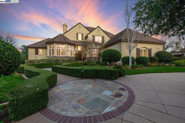2434 Pomino Way, Pleasanton CA: https://media.crmls.org/mediaz/a781019a-b133-4aee-819e-0527e3870896.jpg