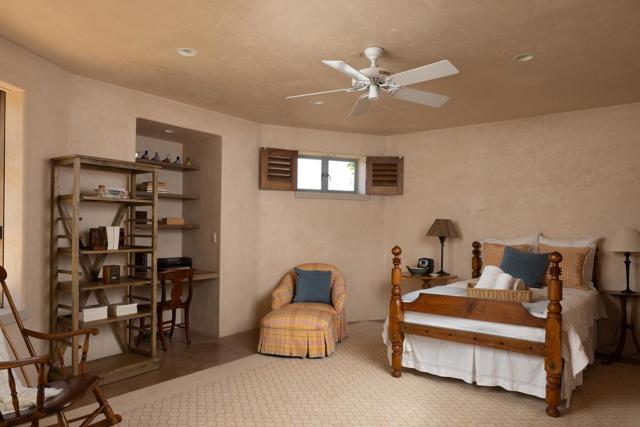 3200 Red Wolf Drive, Carmel CA: https://media.crmls.org/mediaz/a7819b37-3ce7-481c-aace-69551f240f3f.jpg