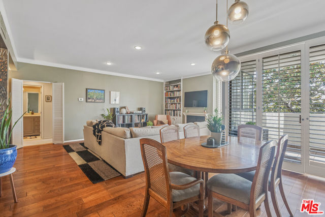 12115 San Vicente Boulevard, Los Angeles CA: https://media.crmls.org/mediaz/a781ded7-a833-4cce-a2a9-e482ef381f27.jpg