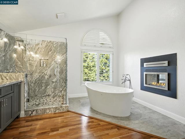 3052 Miwok Way, Clayton CA: https://media.crmls.org/mediaz/a781f0d1-322d-4d15-8474-2a1d2004010d.jpg