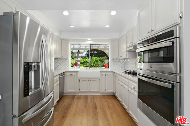 5020 Dantes View Drive, Agoura Hills CA: https://media.crmls.org/mediaz/a7821e14-1c8f-4aa3-99b5-a886aad8198f.jpg