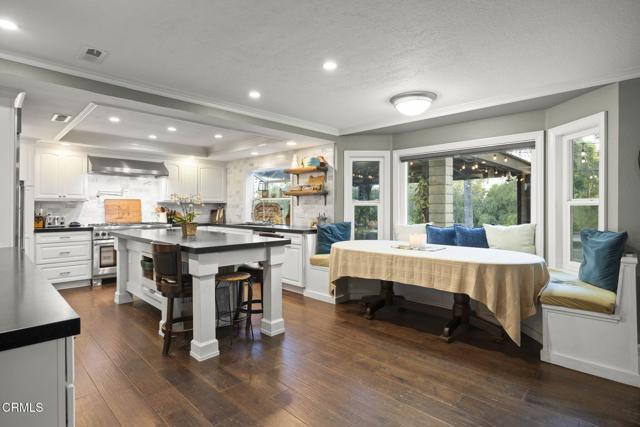 Detail Gallery Image 15 of 66 For 2061 via Montecito, Camarillo,  CA 93012 - 4 Beds | 3 Baths